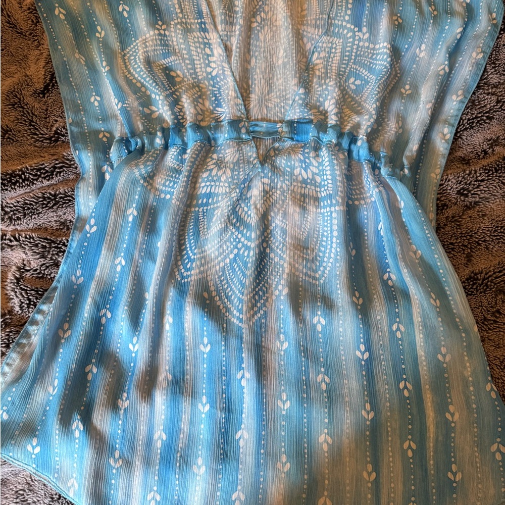 BECCA Blue and White Patterned Swim Cover Up